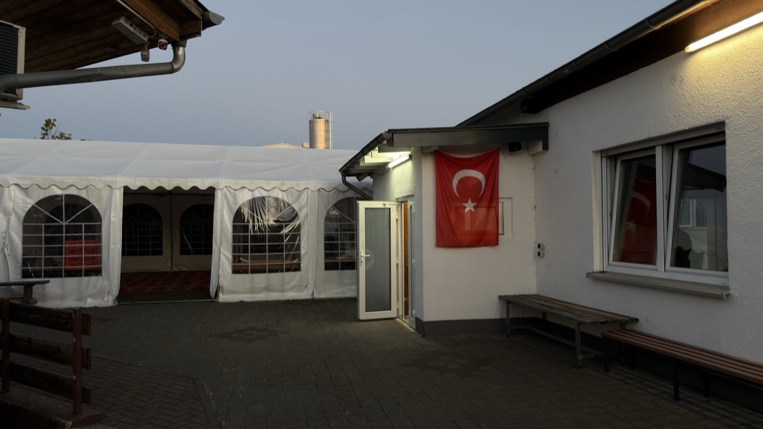 Etkinlik çadırımızın girişi